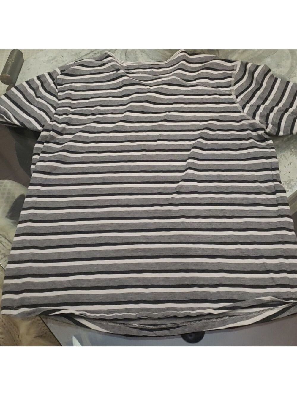 volcom Tee - Picture 5 of 5